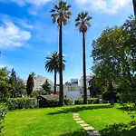 Villa Divona - 1 Bedroom Apartment, Pool & Beach 5Min Away
