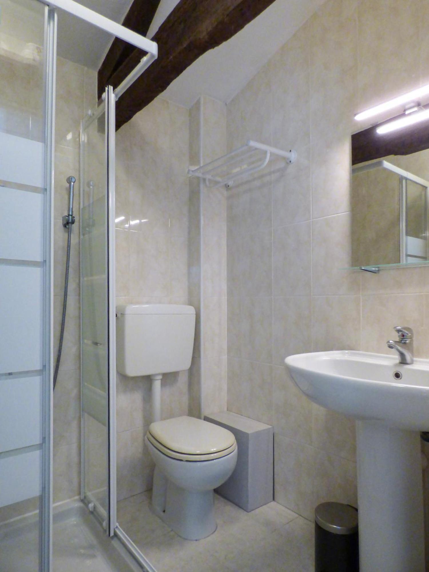 Divona - 1 Bedroom Apartment, Pool & 5min Away